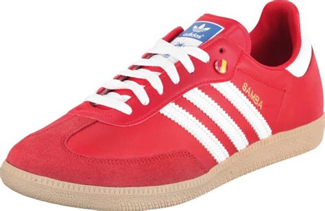 rote adidas samba turnschuhe|Adidas Samba sneakers.